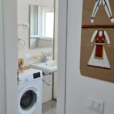 Apartamento Sea View Albanian Gem -traditional Heritage Golem (Tirana)